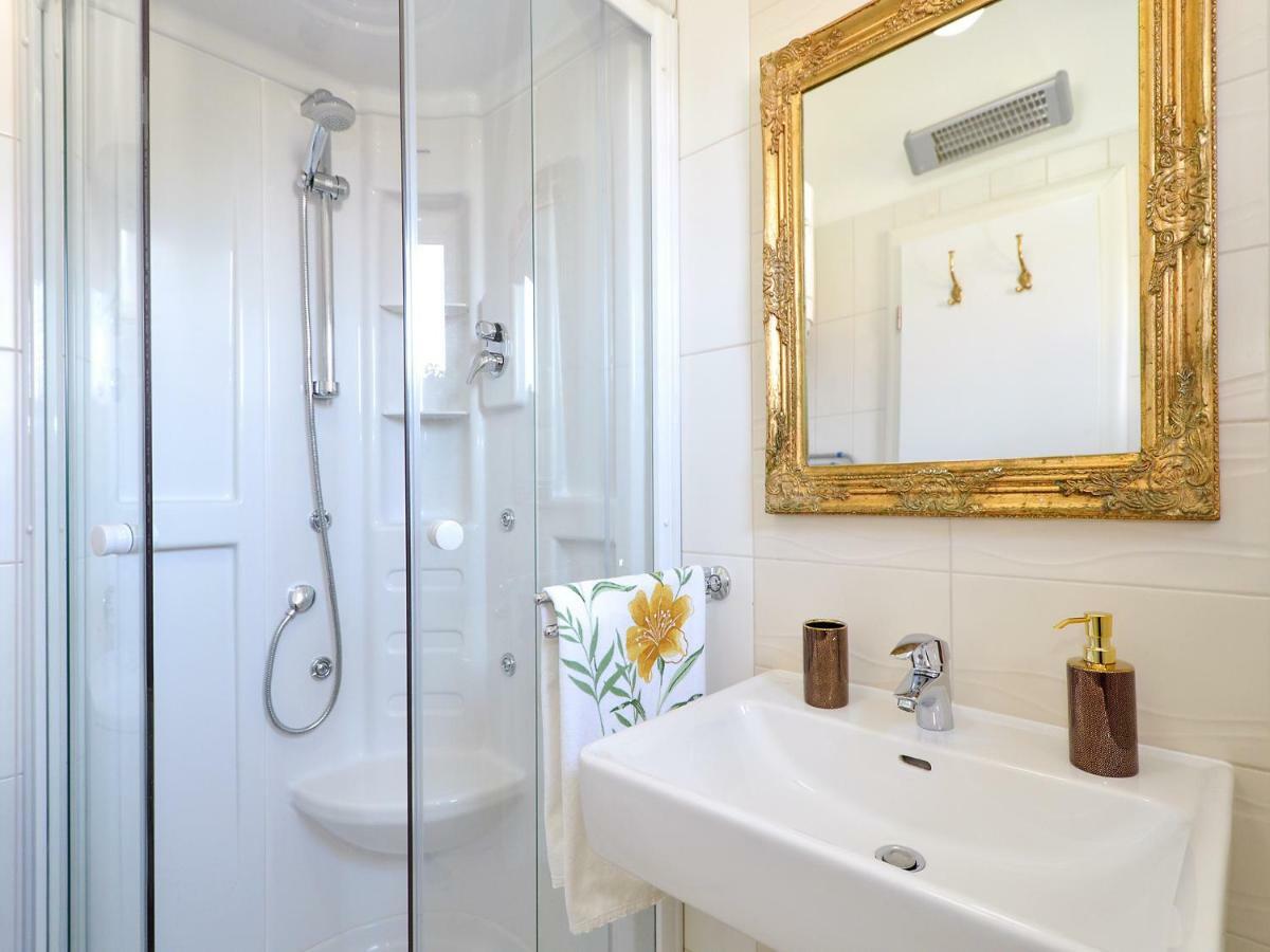 Mar Deluxe Apartments Trogir Dış mekan fotoğraf