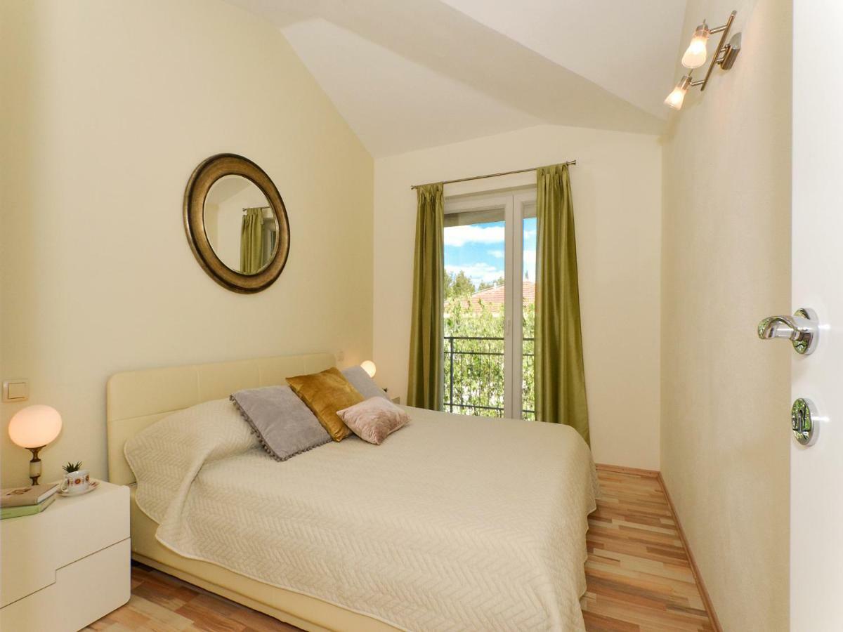 Mar Deluxe Apartments Trogir Dış mekan fotoğraf